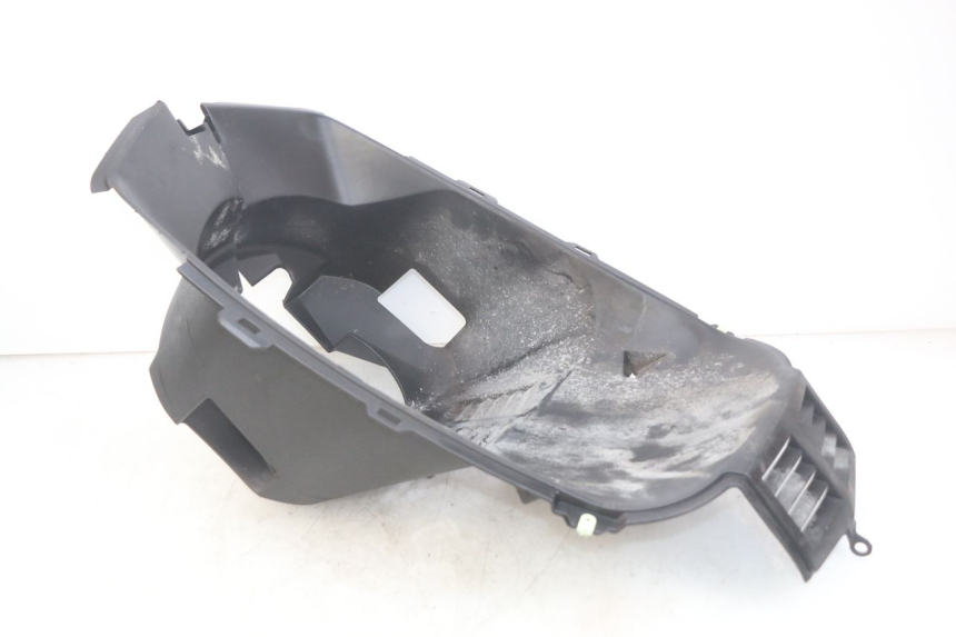 photo de PASSARUOTA ANTERIORE PEUGEOT CITYSTAR 125 (2011 - 2017) - Primo piano tecnico