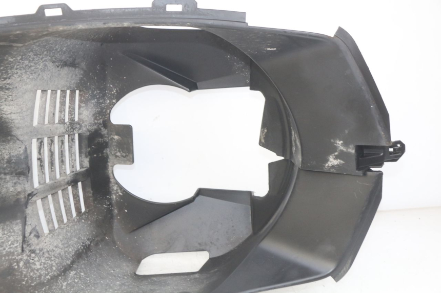 photo de PASSARUOTA ANTERIORE PEUGEOT CITYSTAR 125 (2011 - 2017) - Dettagli dei punti di fissaggio