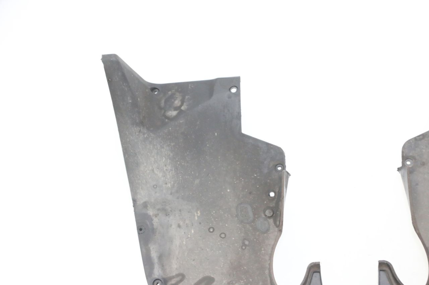 photo de PASSARUOTA ANTERIORE PIAGGIO MP3 LT 400 (2007 - 2012) - Caratteristiche distintive