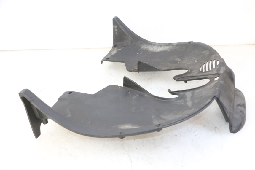 photo de SOTTOSCUDO PARASPRUZZI PIAGGIO MP3 RL 250 (2006 - 2010) - Primo piano tecnico