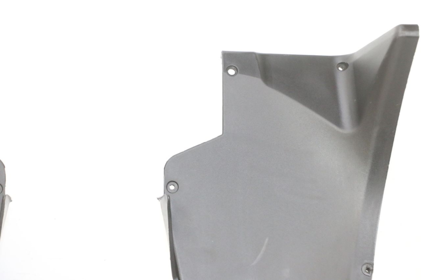 photo de SOTTOSCUDO PARASPRUZZI PIAGGIO MP3 RL 250 (2006 - 2010) - Zoom sui componenti