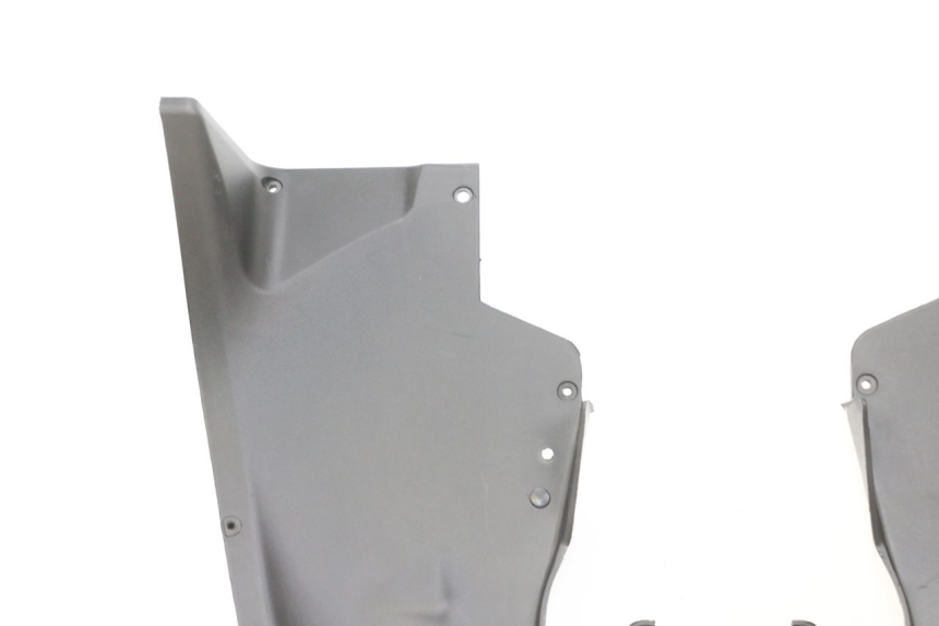 photo de SOTTOSCUDO PARASPRUZZI PIAGGIO MP3 RL 250 (2006 - 2010) - Ispezione visiva dettagliata