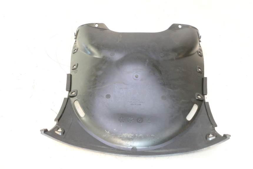 photo de SOTTOSCUDO PARASPRUZZI KYMCO LIKE 4T 50 (2019 - 2025) - Stato della superficie e materiale