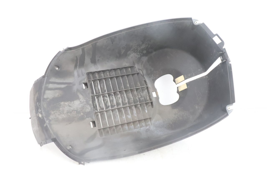photo de SOTTOSCUDO PARASPRUZZI PEUGEOT SATELIS 125 (2006 - 2009) - Altra angolazione
