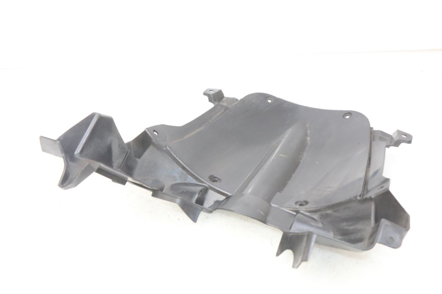 photo de PASSARUOTA ANTERIORE SUZUKI SIXTEEN 125 (2008 - 2010) - Altra angolazione