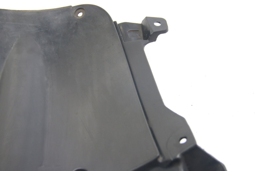 photo de PASSARUOTA ANTERIORE SUZUKI SIXTEEN 125 (2008 - 2010) - Altra vista dell'articolo