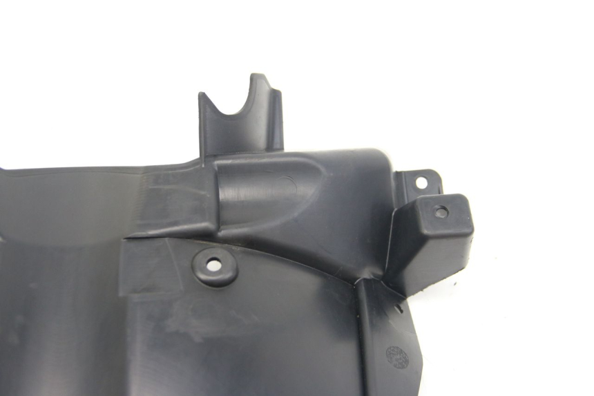 photo de PASSARUOTA ANTERIORE SUZUKI SIXTEEN 125 (2008 - 2010) - Zoom sullo stato d'uso