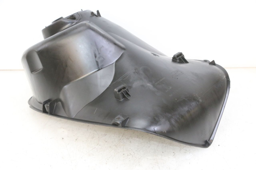 photo de SOTTOSCUDO PARASPRUZZI PEUGEOT SPEEDFIGHT 2 LC 50 (2000 - 2009) - Dettaglio del componente