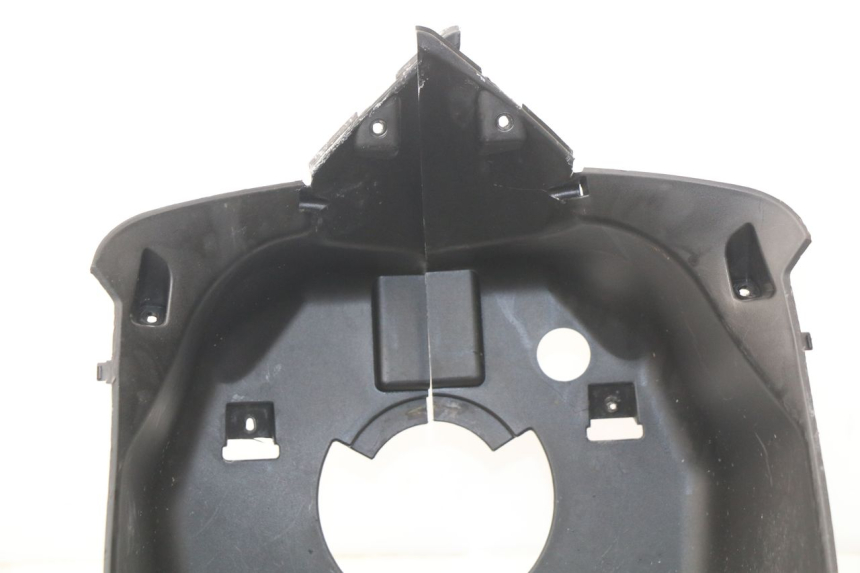 photo de PASSARUOTA ANTERIORE PEUGEOT SPEEDFIGHT 3 AIR 50 (2009 - 2015) - Dettagli dei punti di fissaggio