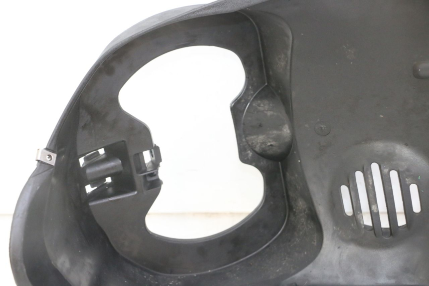 photo de SOTTOSCUDO PARASPRUZZI APRILIA SR 2T 50 (2018 - 2022) - Dettagli dei punti di fissaggio