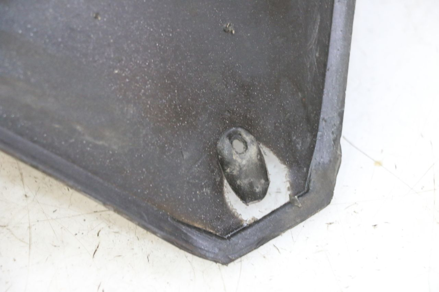 photo de SOTTOSCUDO PARASPRUZZI APRILIA SR R 2T LC 50 (2018 - 2021) - Zoom sullo stato d'uso