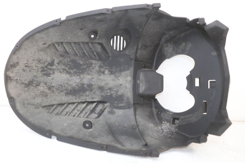 photo de SOTTOSCUDO PARASPRUZZI KYMCO SUPER 8 4T 50 (2021 - 2024) - Stato della superficie e materiale