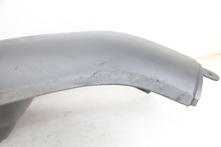 photo de SOTTOSCUDO PARASPRUZZI PIAGGIO SUPER LX 125 (2000 - 2003) - Dettagli dei punti di fissaggio