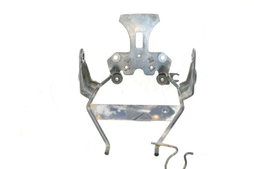 photo de SUPPORTO FARO ANTERIORE HONDA CB TWO FIFTY 250 (1991 - 2002) - Dettaglio del componente
