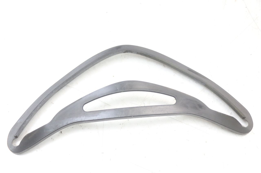 photo de SUPPORTO FARO ANTERIORE PIAGGIO MP3 HPE 350 (2018 - 2020) - Dettaglio del componente