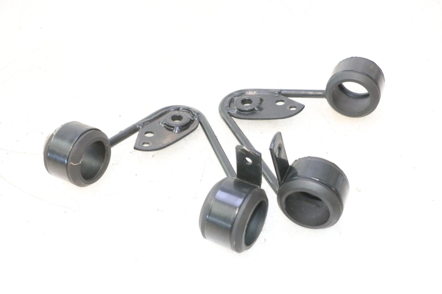 photo de SUPPORTO FARO ANTERIORE MZ RT 125 (2000 - 2008) - Altra angolazione