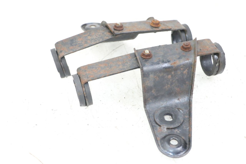 photo de SUPPORTO FARO ANTERIORE SYM XS 125 (2007 - 2016) - Zoom sullo stato d'uso