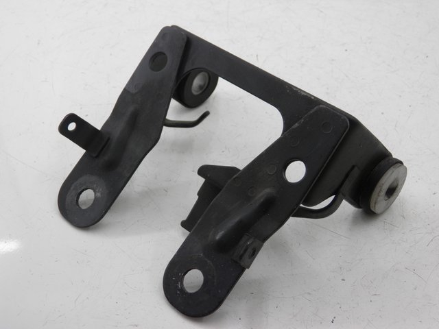 photo de SUPPORTO FARO YAMAHA SR 125 (1982 - 2003) - Zoom sullo stato d'uso