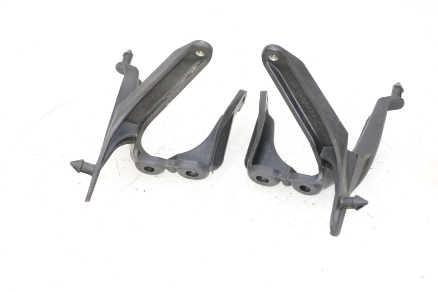 photo de SUPPORTO FARO ANTERIORE YAMAHA YFM R RAPTOR 250 (2008 - 2014) - Altra angolazione