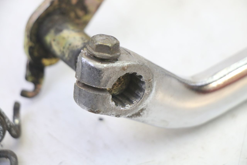 photo de Pedale del freno HYOSUNG GV AQUILA 125 (2000 - 2009) - Zoom sullo stato d'uso