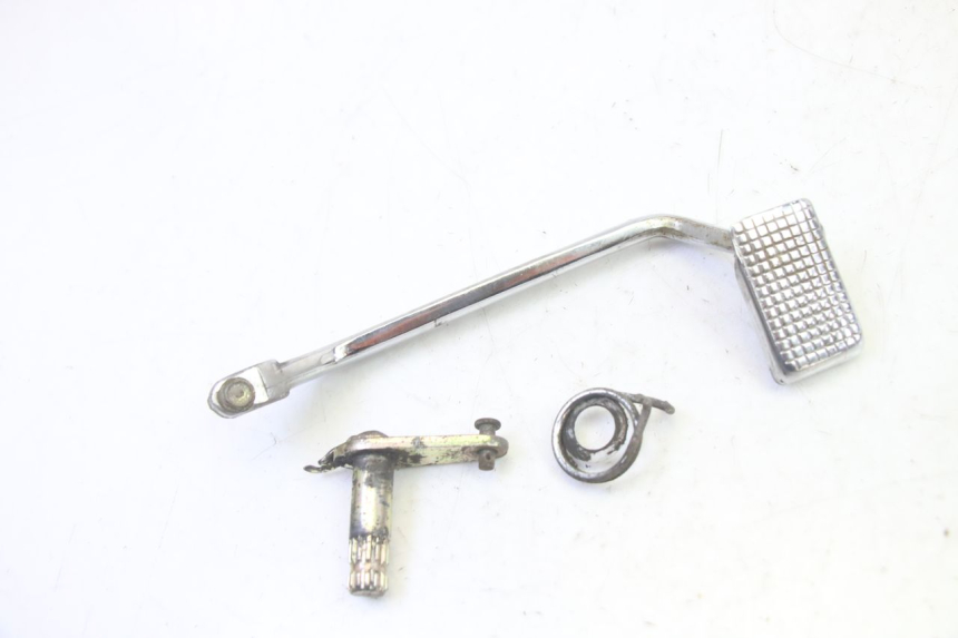 photo de Pedale del freno HYOSUNG GV AQUILA 125 (2000 - 2009) - Dettagli dei punti di fissaggio