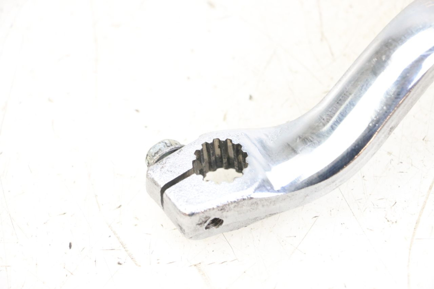 photo de PEDALE FRENO  HYOSUNG GF 125 (2001 - 2005) - Primo piano tecnico