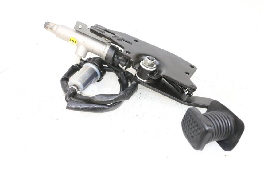 photo de PEDALE FRENO  PIAGGIO MP3 HPE 300 (2019 - 2026) - Vista principale