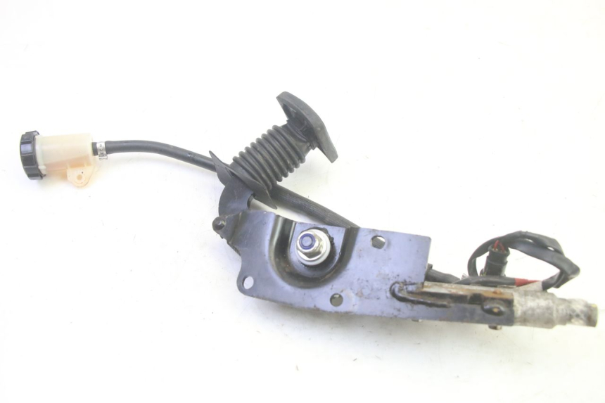 photo de PEDALE DEL FRENO PIAGGIO MP3 RL 250 (2006 - 2010) - Altra angolazione