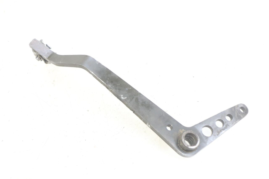 photo de PEDALE FRENO  YAMAHA TTR 125 (2000 - 2020) - Primo piano tecnico