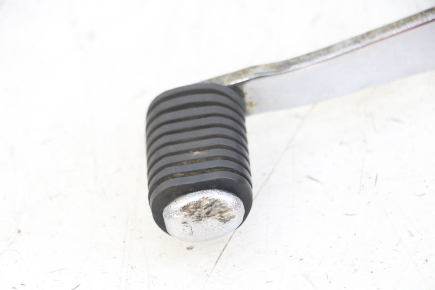 photo de PEDALE DEL FRENO YAMAHA FZS FAZER 600 (2001 - 2003) - Primo piano tecnico