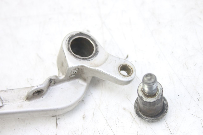 photo de PEDALE DEL FRENO YAMAHA YZF R1 1000 (2007 - 2008) - Dettaglio del componente