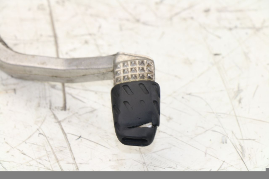 photo de Pedale del freno KAWASAKI ZEPHYR 550 (1991 - 1998) - Altra angolazione