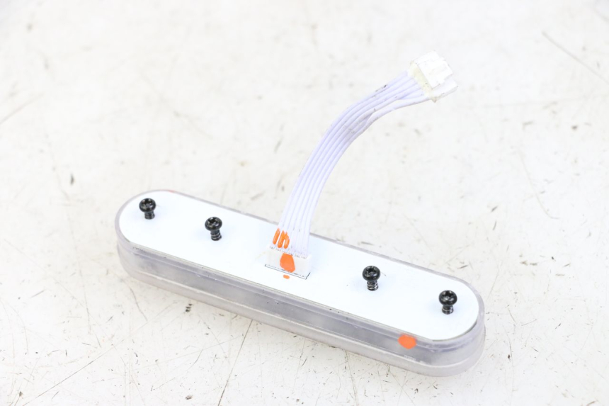 photo de FARO ANTERIORE URBANGLIDE 100XS 1 - Altra angolazione