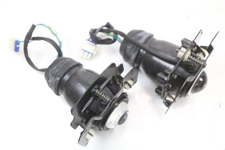 photo de FANALE ANTERIORE E-MAX 80L 1 (2011 - 2014) - Zoom sullo stato d'uso