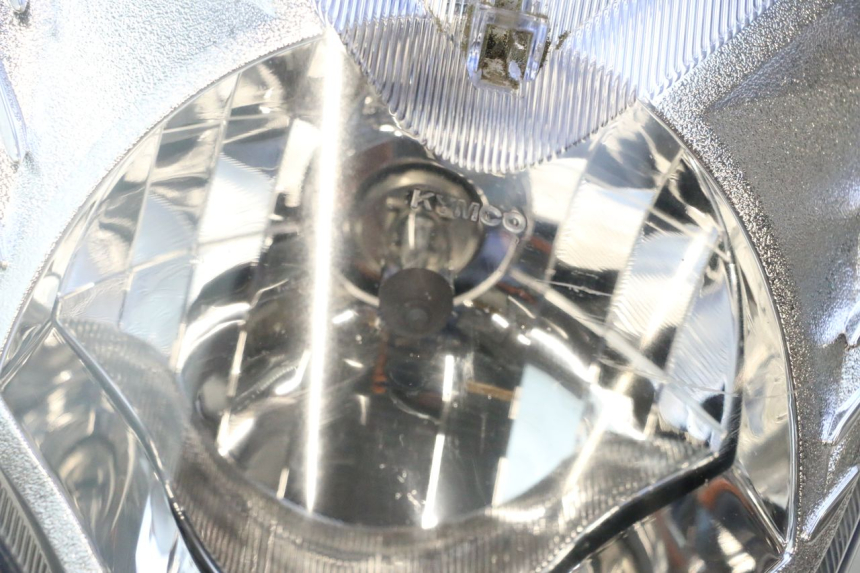 photo de FANALE ANTERIORE KYMCO AGILITY 16+ 4T 50 (2018 - 2023) - Zoom sui componenti