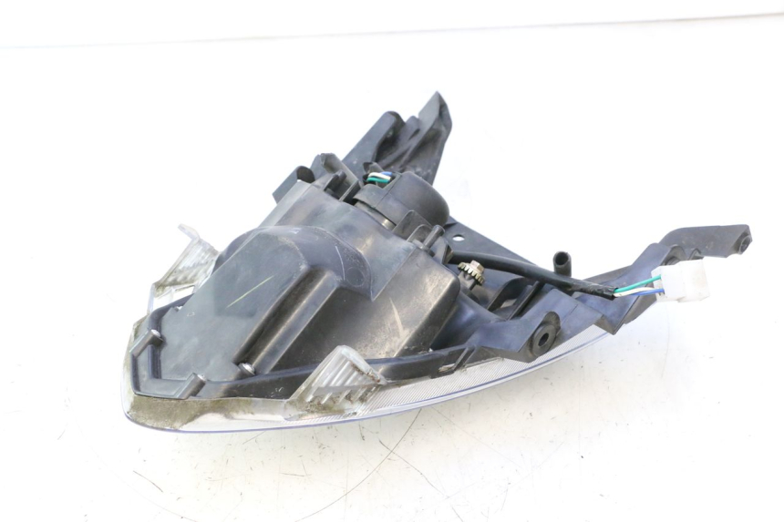 photo de FANALE ANTERIORE KYMCO AGILITY 16+ 4T 50 (2018 - 2023) - Marcature e riferimenti originali