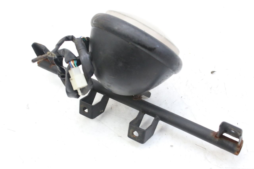 photo de FANALE ANTERIORE KYMCO AGILITY 4T 50 (2005 - 2018) - Zoom sullo stato d'uso