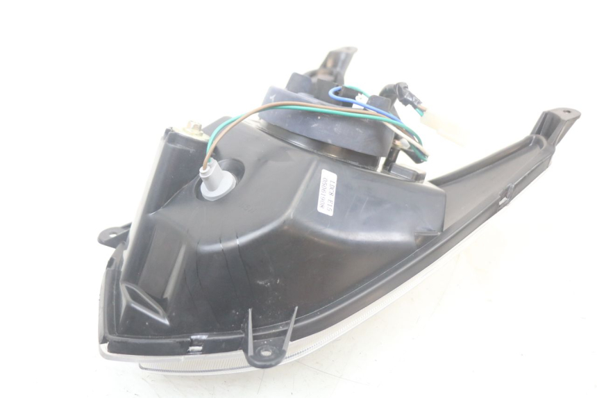 photo de FANALE ANTERIORE KYMCO AGILITY 4T 50 (2018 - 2022) - Stato della superficie e materiale