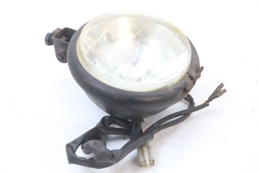 photo de FARO ANTERIORE KYMCO AGILITY CARRY 50 (2011 - 2020) - Zoom sullo stato d'uso