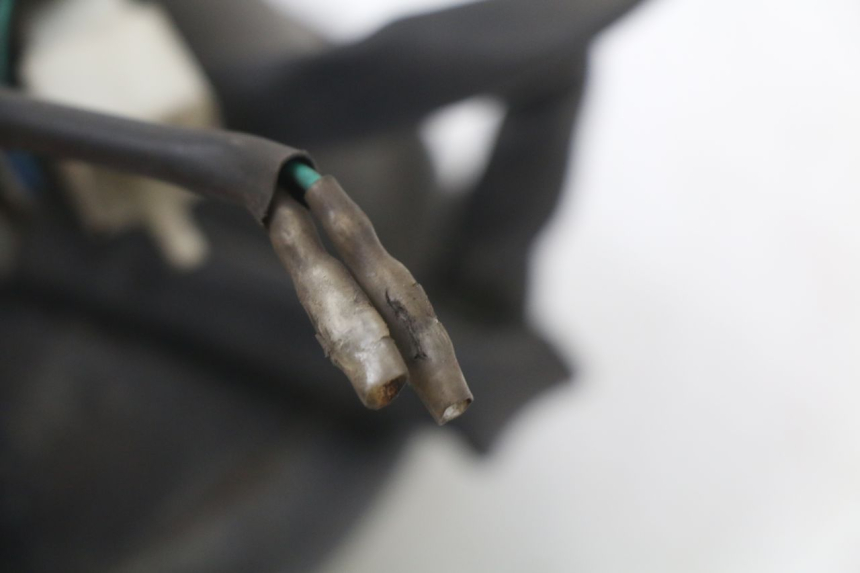 photo de FARO ANTERIORE KYMCO AGILITY CARRY 50 (2011 - 2020) - Stato della superficie e materiale