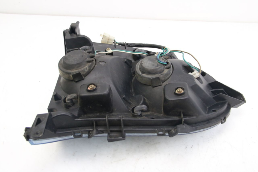 photo de FANALE ANTERIORE ECCITY ARTELEC 670 1 (2013 - 2017) - Dettagli dei punti di fissaggio