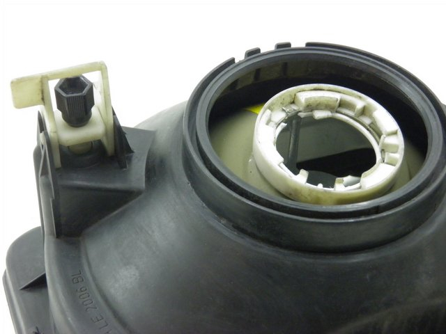 photo de FARO ANTERIORE BMW K 75 RT ABS 750 (1989 - 1997) - Primo piano tecnico