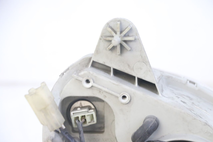photo de FANALE ANTERIORE SUZUKI BURGMAN 125 (2007 - 2014) - Zoom sui componenti