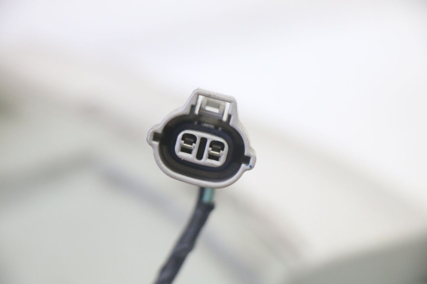 photo de FANALE ANTERIORE SUZUKI BURGMAN 125 (2007 - 2014) - Caratteristiche distintive