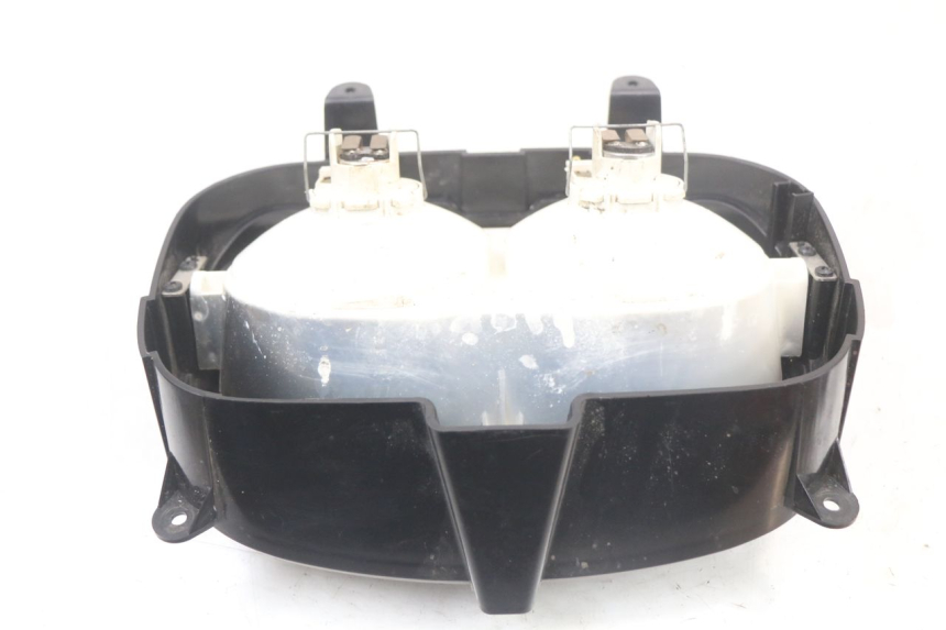 photo de FANALE ANTERIORE YAMAHA BW'S 50 (2004 - 2017) - Primo piano tecnico