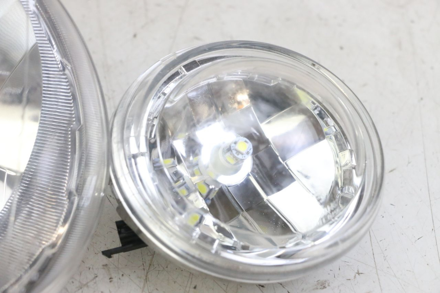 photo de FANALE ANTERIORE YAMAHA BW'S BWS 125 (2010 - 2013) - Vista d'insieme del prodotto