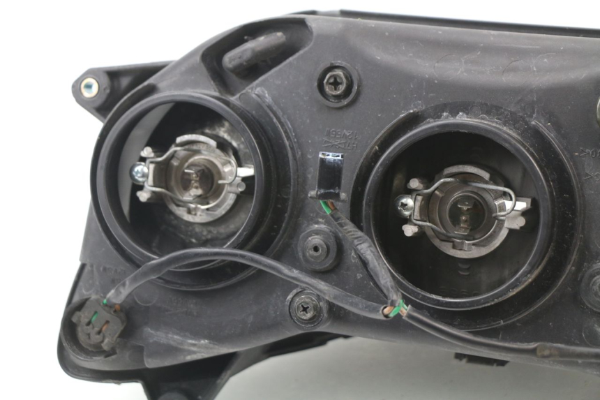 photo de FANALE ANTERIORE HONDA CBR 929 RR FIREBLADE 900 (2000 - 2001) - Dettagli dei punti di fissaggio