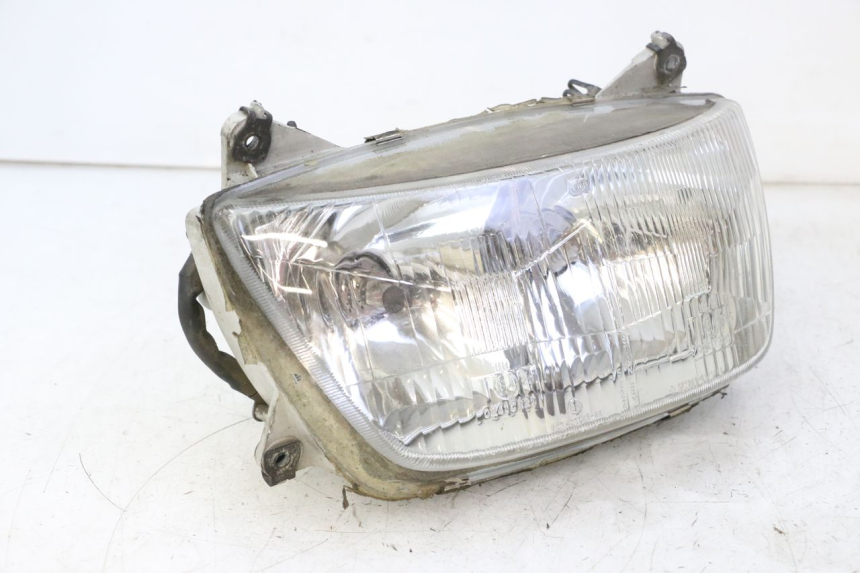 photo de FARO ANTERIORE HONDA CBR F SC25 1000 (1989 - 1992) - Caratteristiche distintive