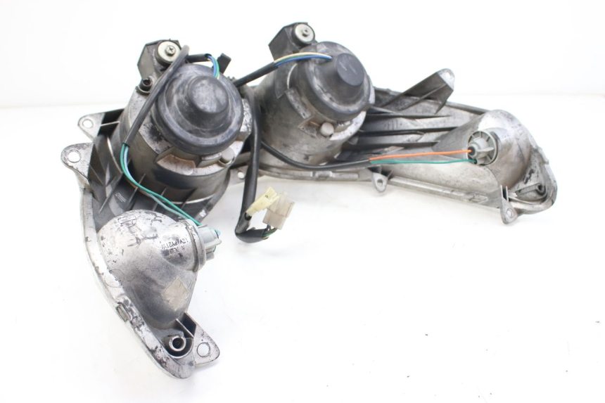 photo de FANALE ANTERIORE SYM CITYCOM CITY COM 125 (2009 - 2014) - Altra angolazione