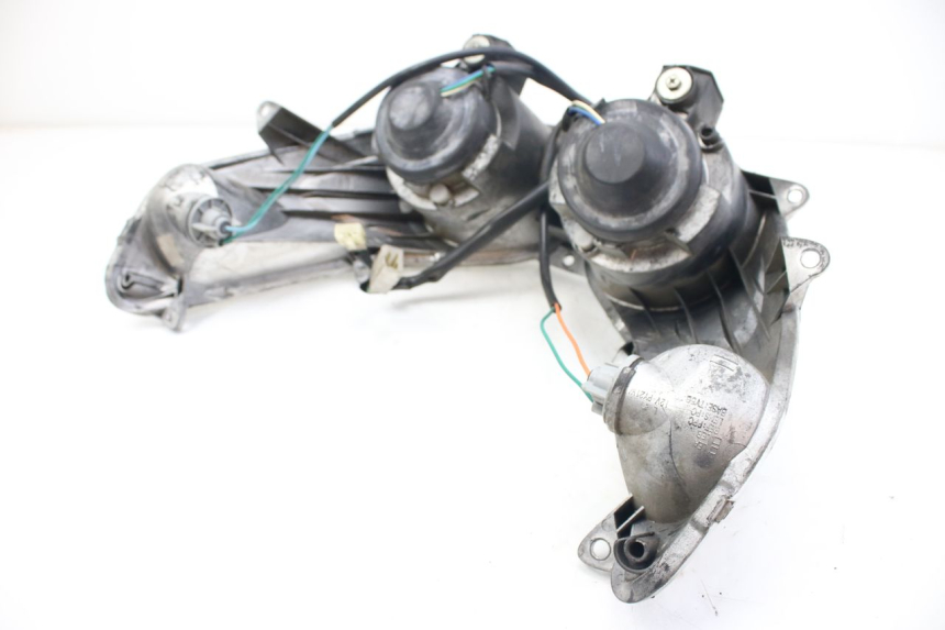 photo de FANALE ANTERIORE SYM CITYCOM CITY COM 125 (2009 - 2014) - Primo piano tecnico